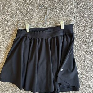 Lululemon court rival skirt, high rise, long, size 8